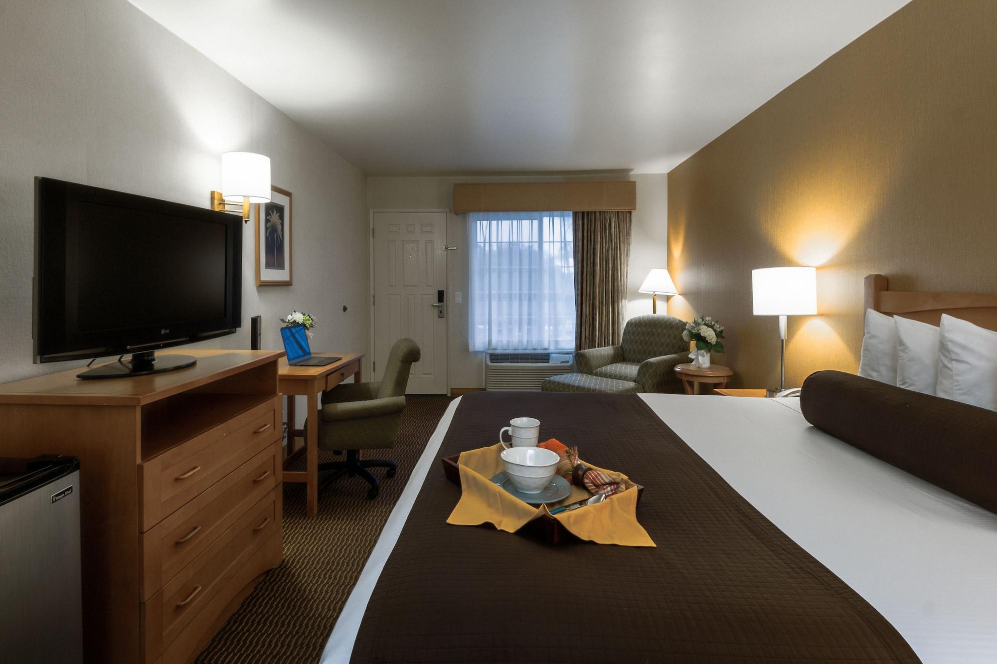 Ramada By Wyndham Costa Mesa/Newport Beach מראה חיצוני תמונה